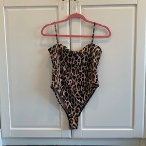 Boohoo cheetah print bodysuit